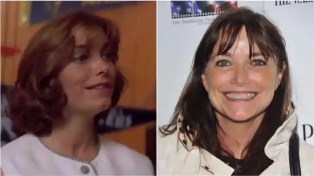 Karen Allen - Mom