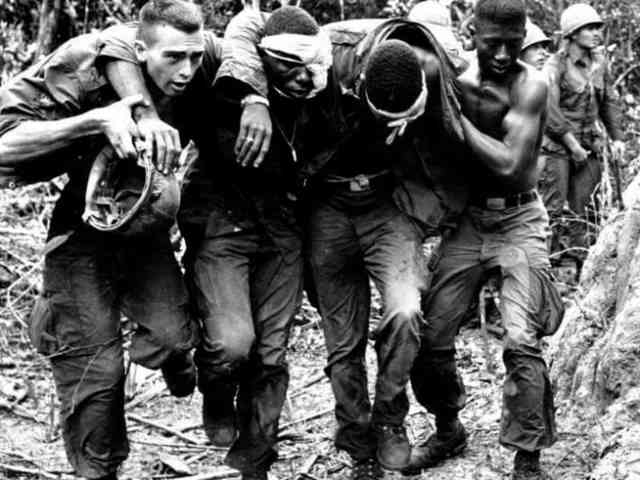 20+ Unreleased Photos of the Vietnam War