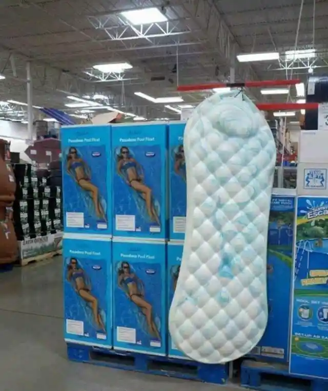 14 Walmart Shoppers Who Took Weird To Another Level