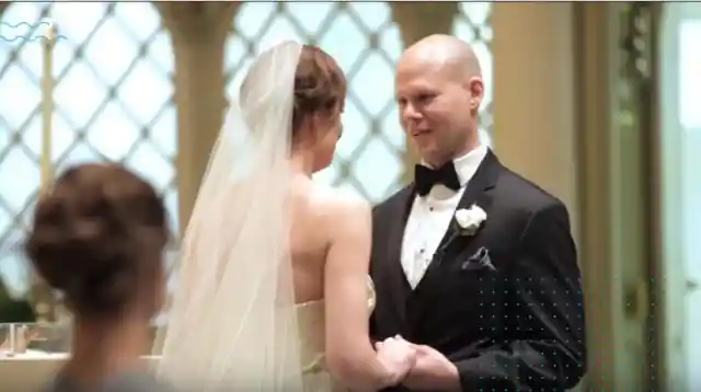 Bride’s Wedding Is Interrupted By Phone Call, Someone Special Is Calling