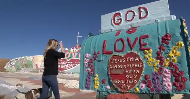 Exploring Slab City, America's Last Lawless City Where The People Are Truly Free