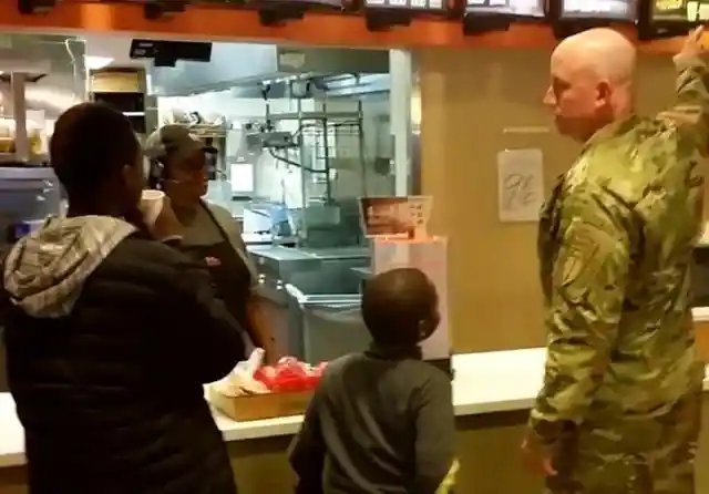 Soldier Makes A Bold Move In A Taco Bell After Two Strangers Walk In