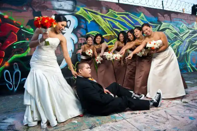 Hilarious Wedding Photos The Photographer Wasn't Expecting