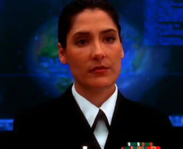 Alicia Coppola as Lieutenant Commander Faith Coleman