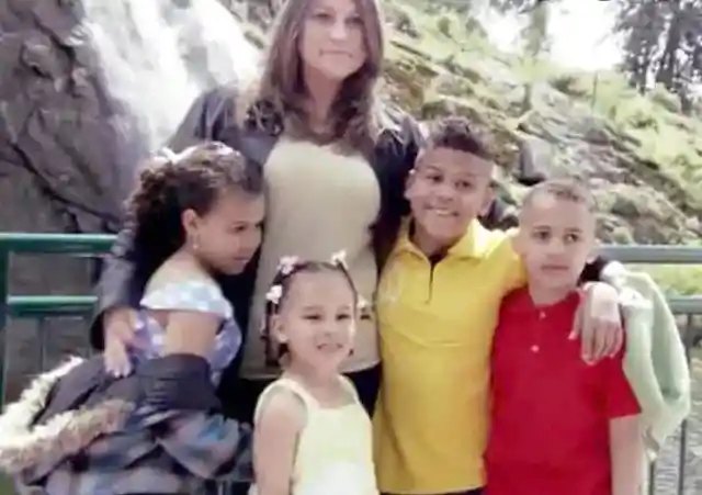 Mom Of 3 Takes DNA Test, The Results Tell Her The Kids Aren’t Hers 