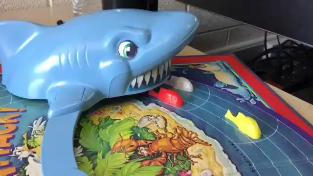 Only People Over 30 Will Be Able To Name These Vintage Toys