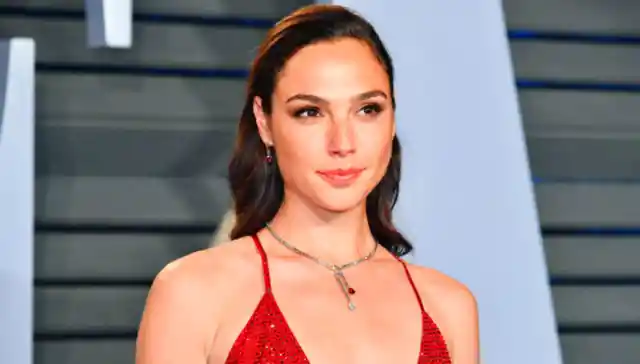 Gal Gadot (Wonder Woman)