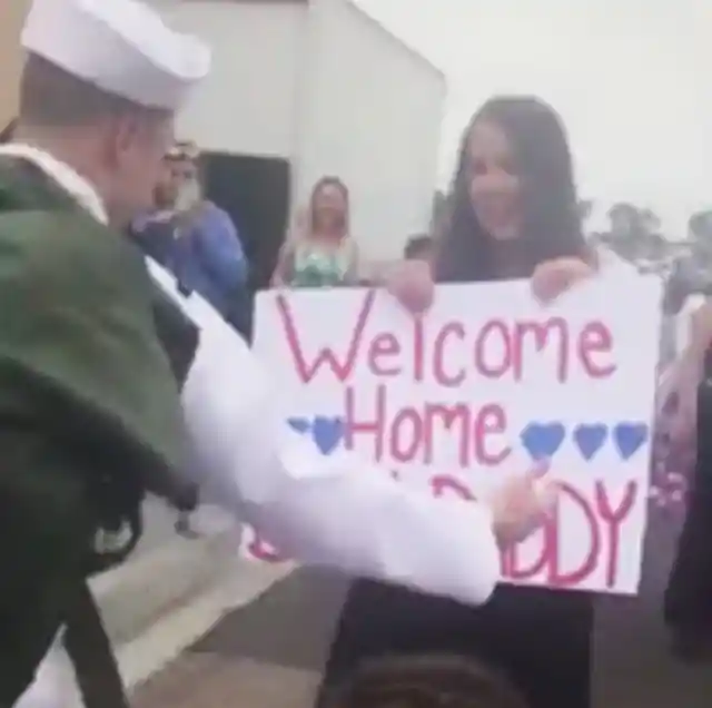 Man Realizes Wife Was Pregnant During Deployment