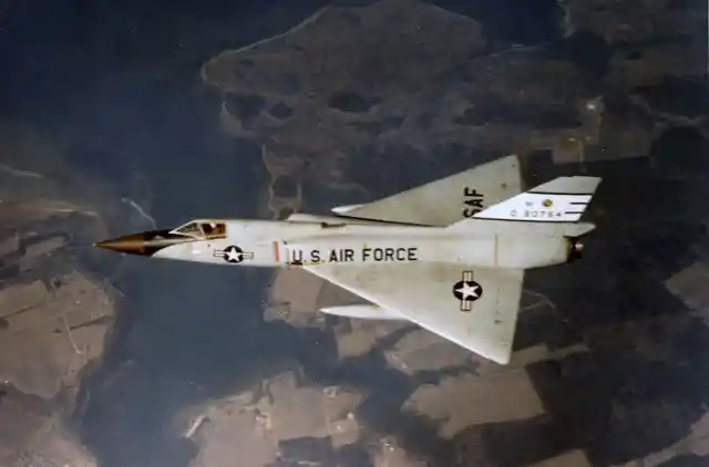 15. Convair F-106 1,526mph