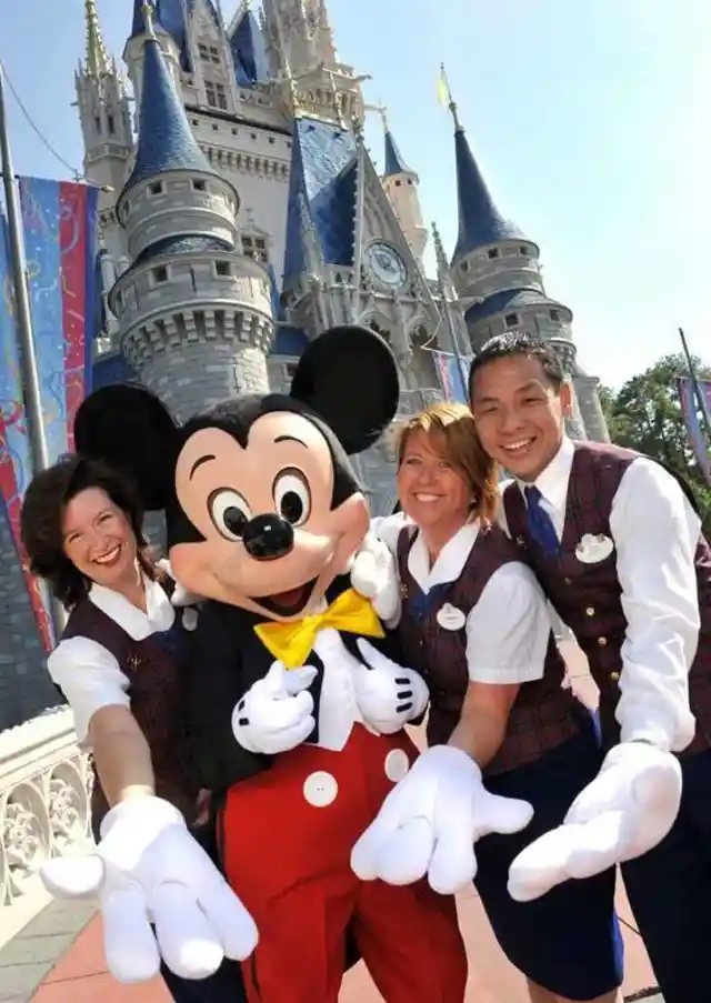 Un employé de Disney licencié révèle ce qu’il aime vraiment travailler dans «l’endroit le plus magique sur Terre»