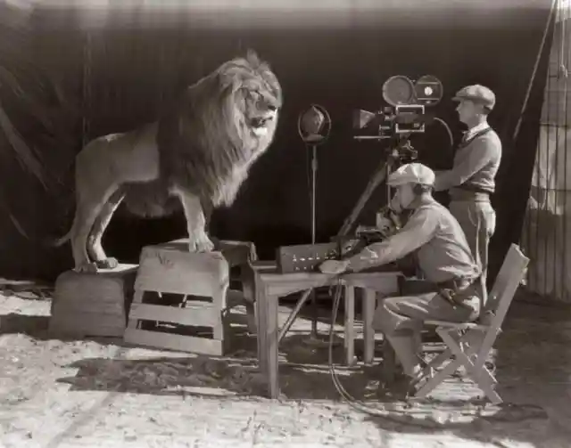 Filming of the MGM Opening Credits (1928)