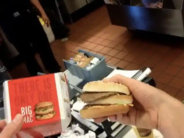 21 Workers At Chain Restaurants Reveal The Items People Should Never Order