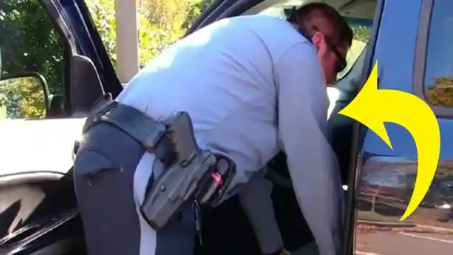 Police Orders Woman To Open Trunk, But She Wasn’t Prepared For What Was Inside