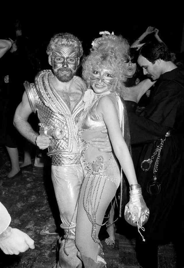Studio 54 also was known to have notoriously outlandish events. Here is a couple from the 1977 halloween party.