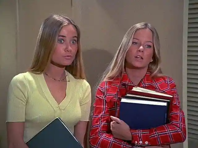 23 Surprising Things Brady Bunch Producers Hid From Fans (COPY)
