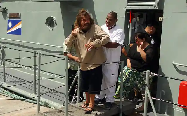 Man Lost At Sea For 438 Days Explains How He Survived