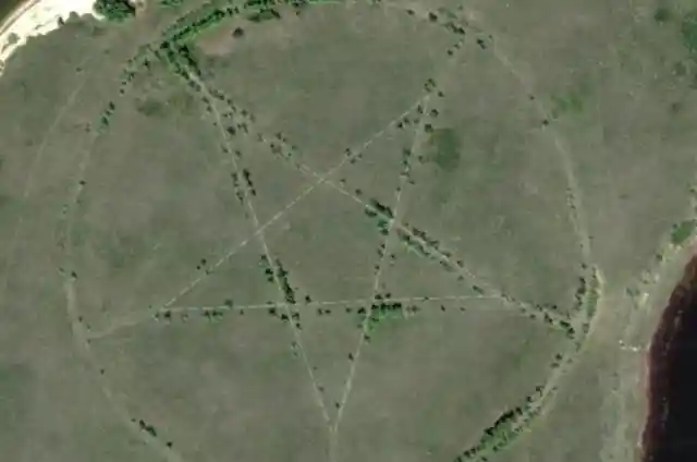 Mysterious Pentagram