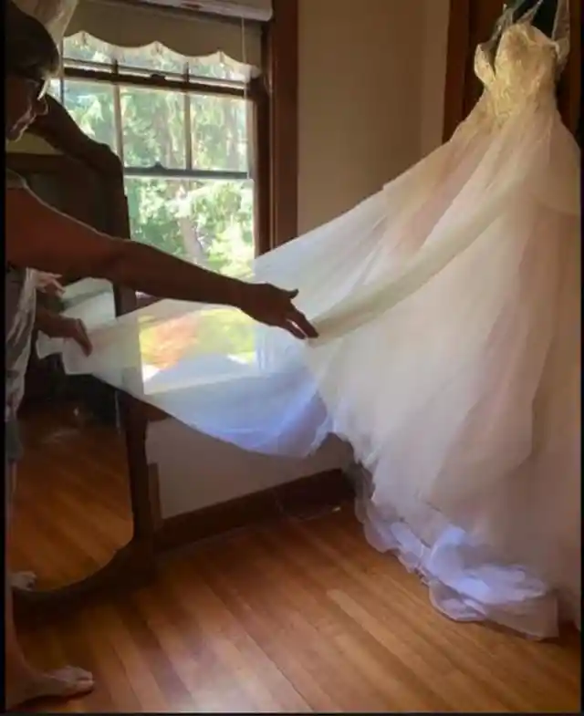 Bride Calls Off Ceremony When She Sees The Mother Of The Groom