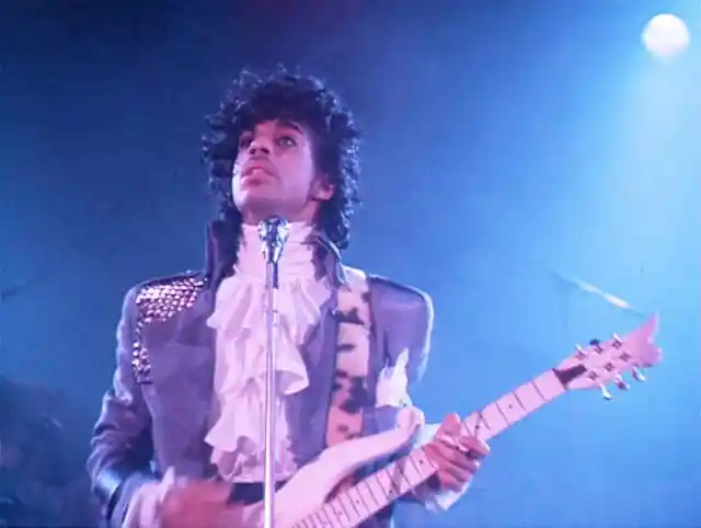 14 Shocking Things You Never Knew About Prince!