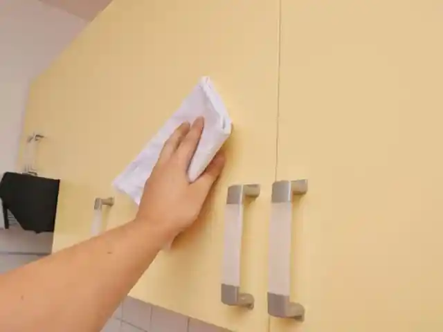 13 Clever Cleaning Tricks