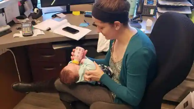 Mom Brings Newborn To Work, Then Boss Unknowingly Snaps Photo