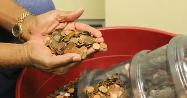 Man Who Saved Pennies For 45 Years Cashes Out and The Total Is Astonishing!