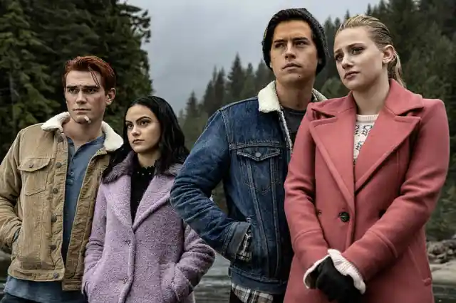 The CW's Riverdale suspended production after reported contact with a COVID-19 infectee. 