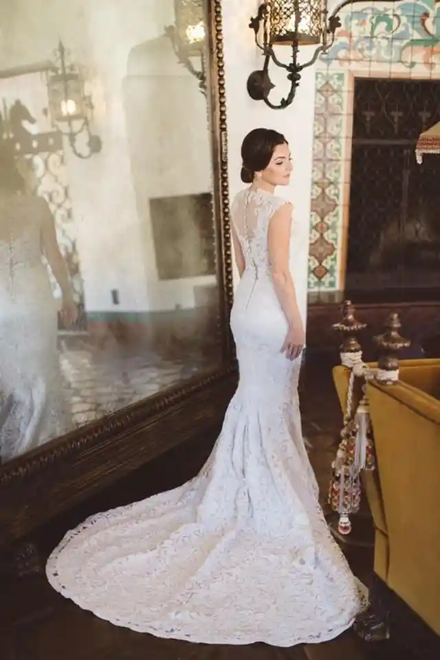 30 Stunning Fairy-Tale Brides That Will Make Your Jaw Drop