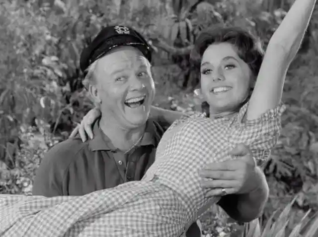 4.The Skipper, Actor Alan Hale Jr., Broke His Arm When He Fell Out Of A Coconut Tree