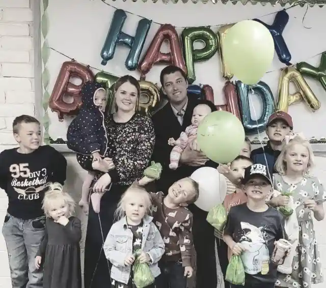 Woman, 37, Is Expecting Her 12th Baby - Here Is Why