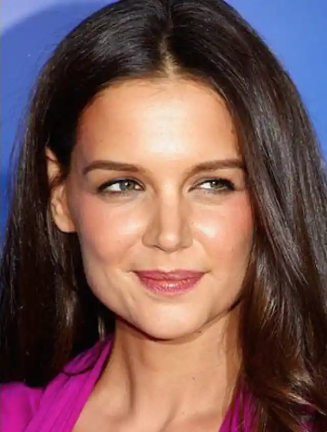 Katie Holmes con maquillaje