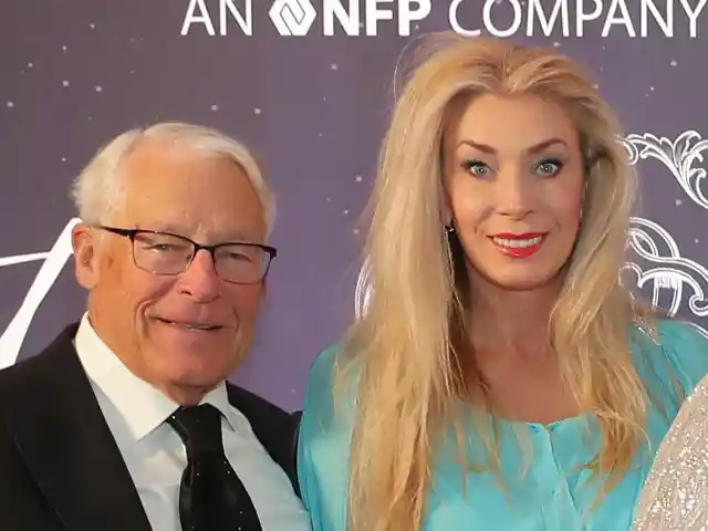 Melanie-Lowman Walton married to Walmart's Rob Walton