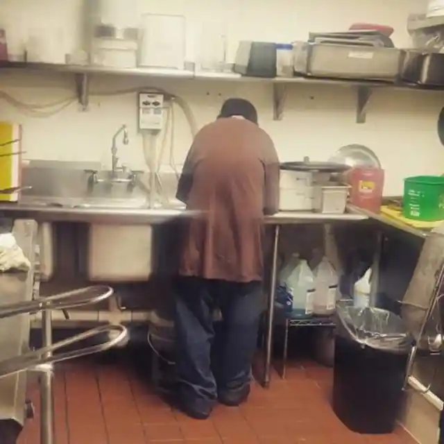 Just Two Weeks After Letting A Stranger Work A Day In Her Cafe, He Gives Her The Surprise Of Her Life