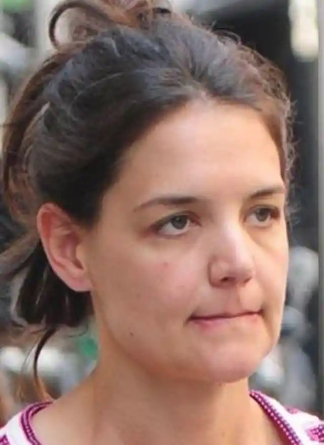 Katie Holmes sin maquillaje