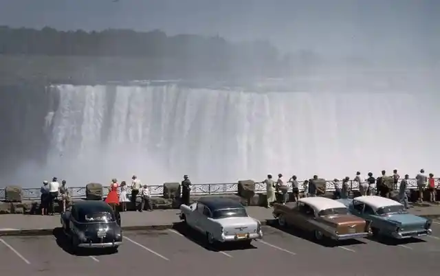 Experts Drain Niagara Falls, Find Object Never Meant To See The Light Of Day