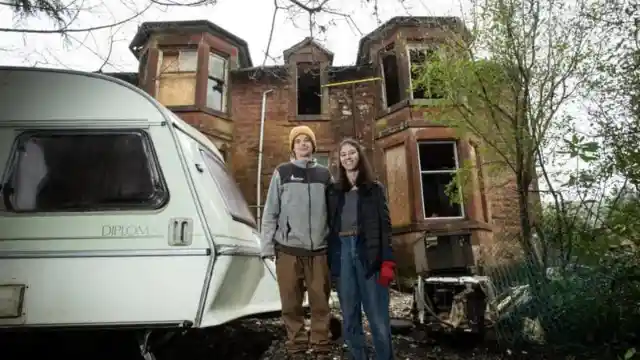 Couple Thought They Bought A $39K Apartment, Ended Up With An Old Mansion