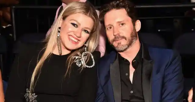 Kelly Clarkson Shares Truth About Brandon Blackstock
