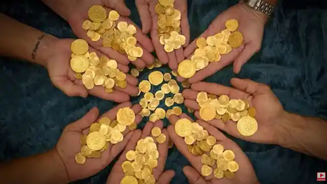 Lots Of Gold Coins