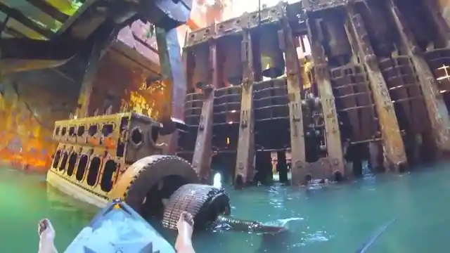 Kayaker Finds An Abandoned Ship And Actually Goes Inside