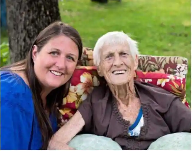 Woman Asks Dying 'Nana" For Money, Gets This "From Heaven"