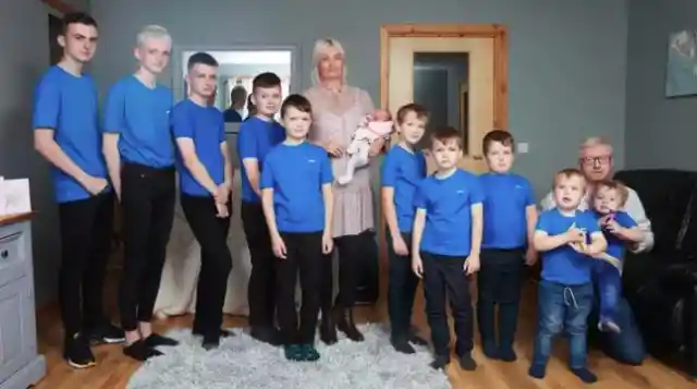 Mom Of 10 Boys Finally Gives Birth To A Baby Girl