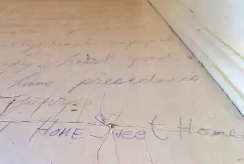 Homeowner Removes Wallpaper, Discovers How Special Her House Is