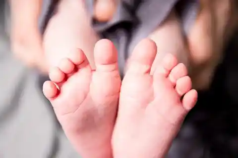 When A Mom Spotted A Strange Mark On Her Baby’s Toes, She Knew She Had To Warn Other Parents