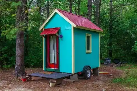 Dieser 13-jährige Junge baute mit nur 1.500 US-Dollar ein kleines Haus für sich