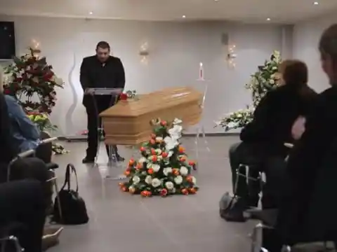 Woman Realizes She's Been Invited To Her Own Funeral