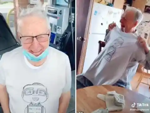 89-yr-old Pizza Delivery Man Has No Idea Customer Films Him, He Goes Viral Online