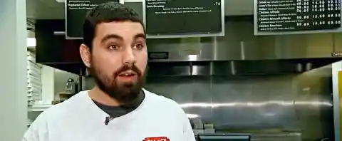 Pizza Delivery Guy Gets Insulted, So Internet Gets Revenge For Him