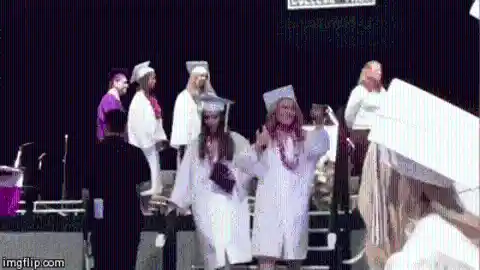 16 Epic Graduation Fails