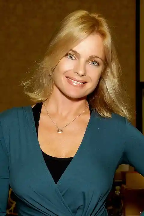 Erika Eleniak: Baywatch