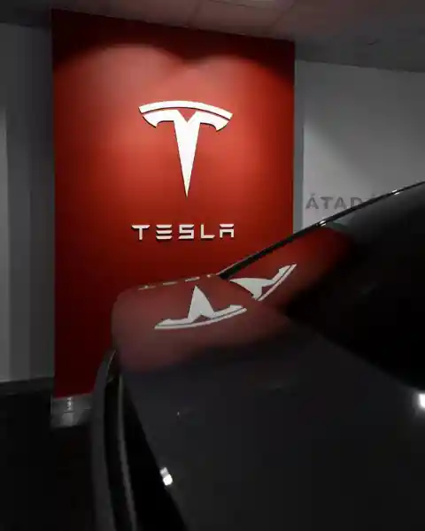 Tesla 